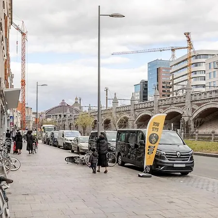 Cosy Met Tuin In Centrum Gratis Parking Free Parking!