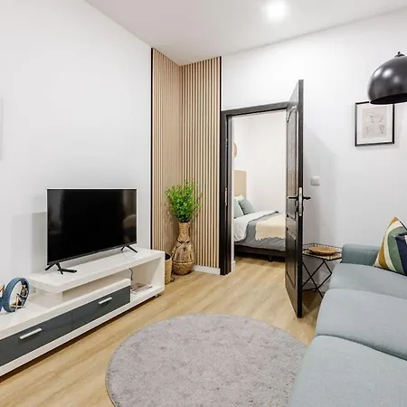 Apartment Cosy Met Tuin In Centrum Gratis Parking Free Parking! Antwerp