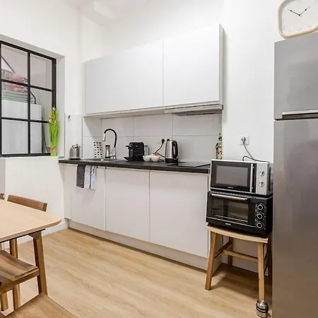 Cosy Met Tuin In Centrum Gratis Parking Free Parking! アパート